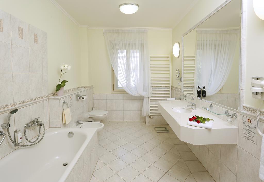 Mignon Hotel 4*